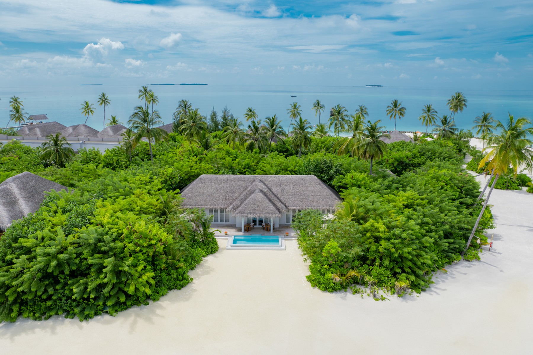 2 Bedroom Beach Residence avec Piscine